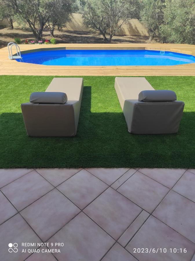Villa Lagonisi *